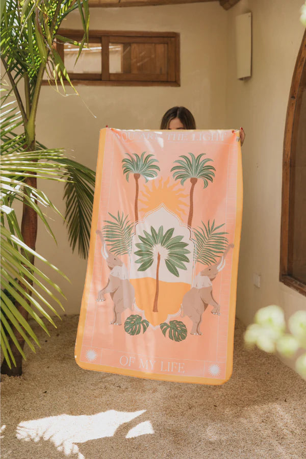 Toalla playera de microfibra Oasis coral