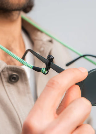 Cuelga Gafas Slim Bold Pixel