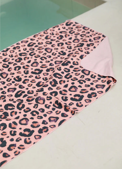Toalla playera de microfibra Animal print