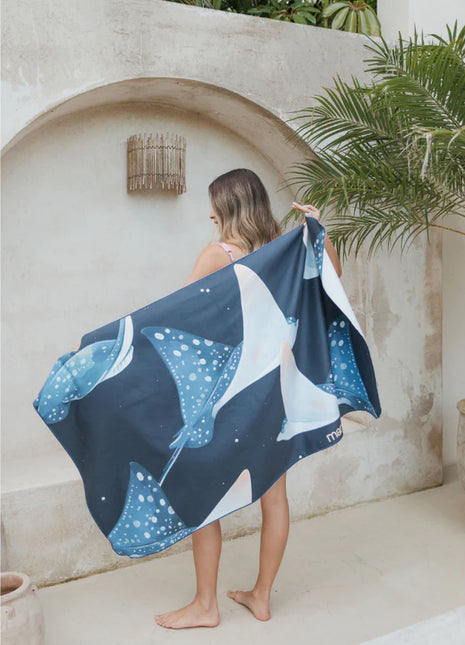 Toalla playera de microfibra Mantas