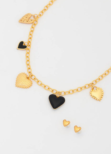 Collar Multicharms Corazones + Aretes