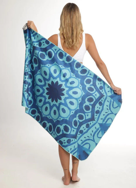 Toalla playera de microfibra Aguamarina