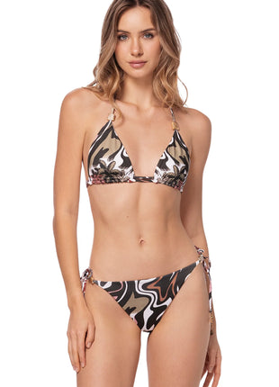 Bikini April Bali