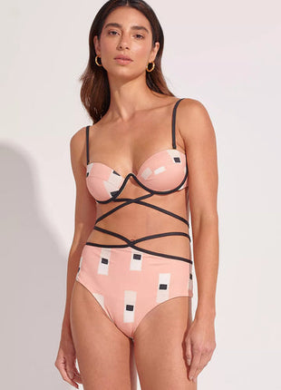 Bikini The Pleasant Lady