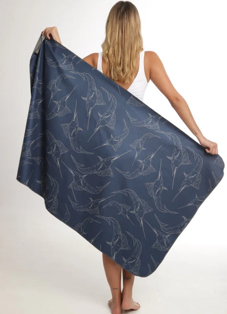 Toalla Playera de Microfibra Pez Espada