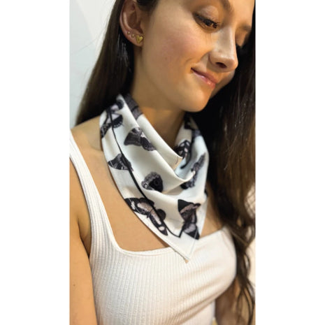 Pañoleta Volar 45x45